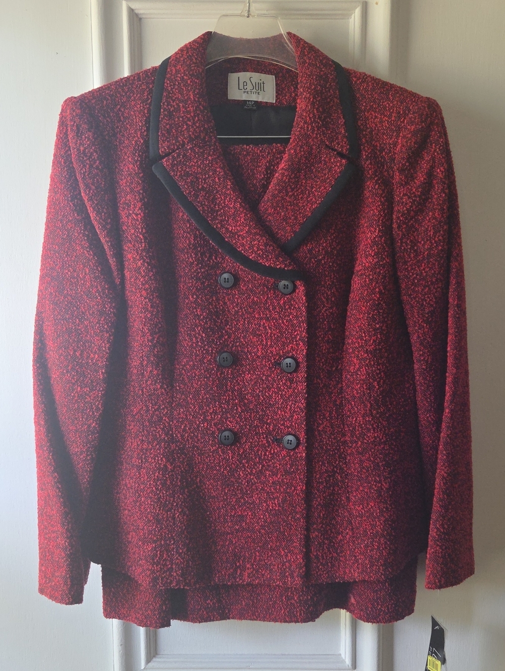 Le Suit Red Bouclé Double-Breasted Jacket And Skirt Set Size 14P NWT
